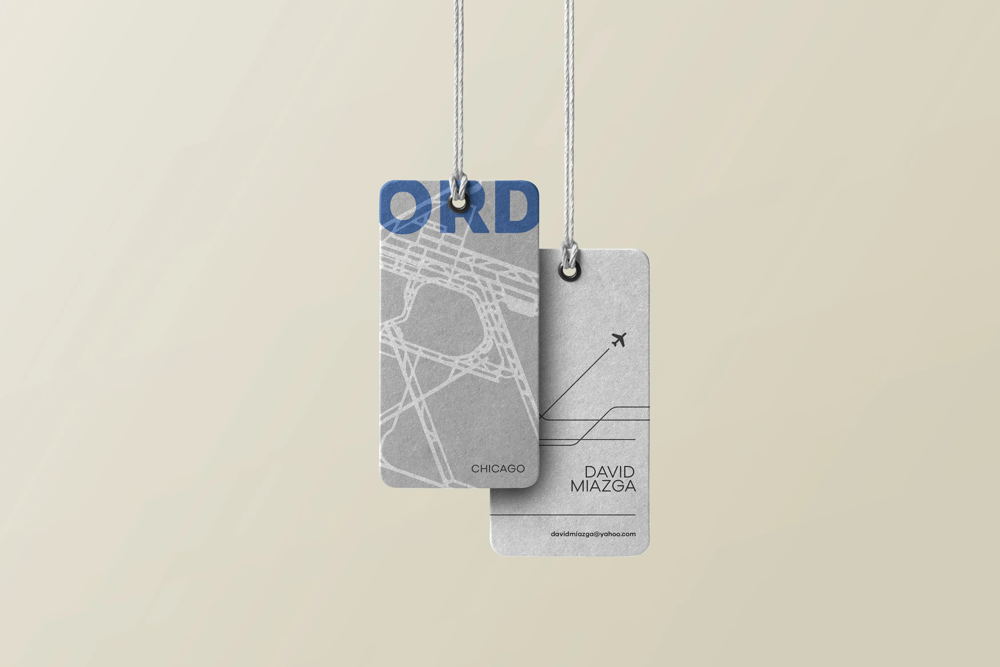 Gogo luggage tag mockup